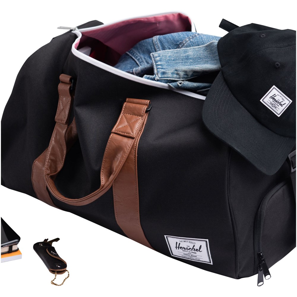 Herschel Novel™ recycelte Reisetasche 43 L schwarz